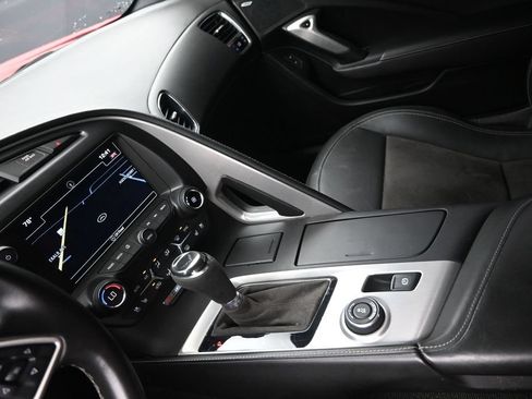 Used 2016 Chevrolet Corvette Z06 w/ 3LZ Preferred Equipment Group RWD image 20