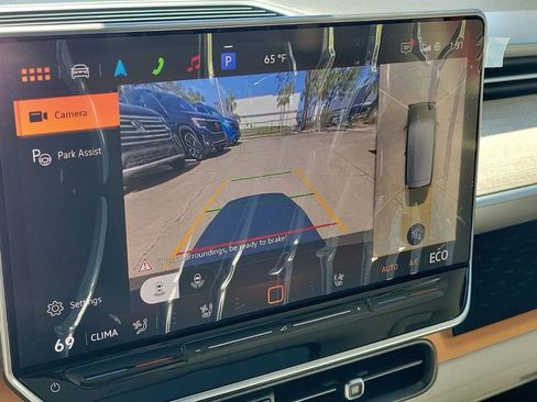 New 2025 Volkswagen ID. Buzz 1st Edition image 13