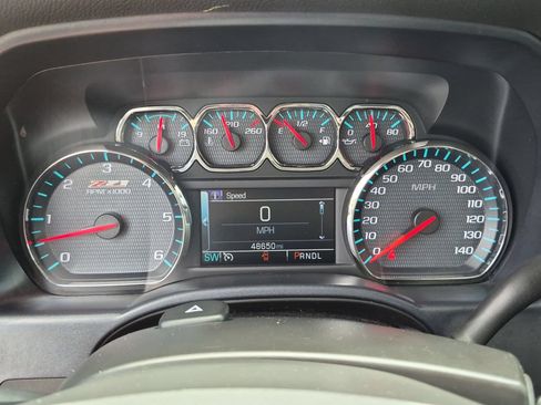 Used 2018 Chevrolet Silverado 1500 LT w/ All Star Edition AWD/4WD image 10