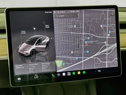 Used 2022 Tesla Model Y Performance AWD/4WD image 19