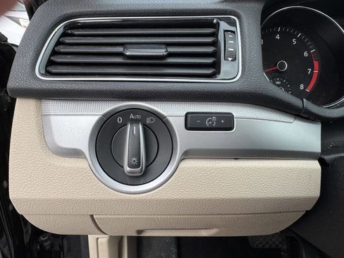 Used 2019 Volkswagen Passat 2.0T Wolfsburg image 15