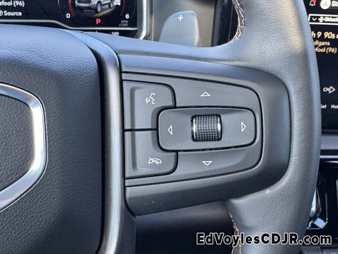 Used 2023 GMC Sierra 1500 AT4 w/ AT4 Premium Package image 32