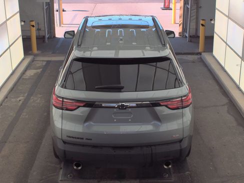 Used 2023 Chevrolet Traverse RS AWD/4WD image 5