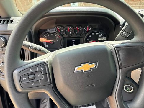 New 2026 Chevrolet Silverado 1500 W/T w/ WT Value Package AWD/4WD image 18