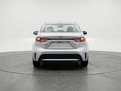 Used 2025 Toyota Corolla LE FWD image 6