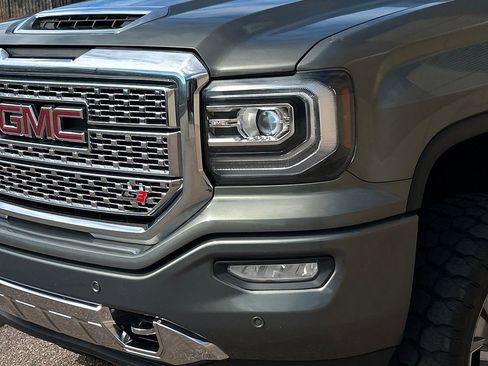 Used 2017 GMC Sierra 1500 Denali w/ Denali Ultimate Package image 14
