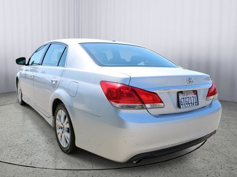 Used 2011 Toyota Avalon FWD image 6