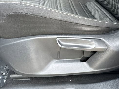 Used 2023 Volkswagen Tiguan S image 24