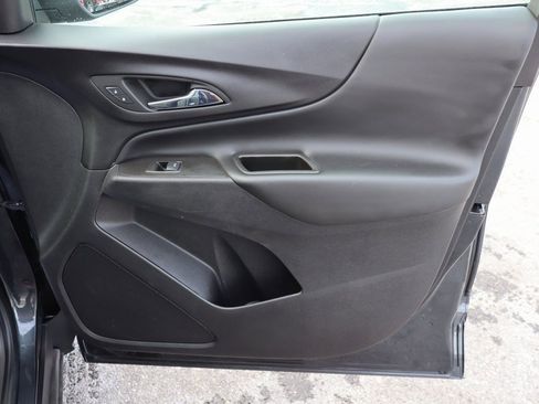 Used 2022 Chevrolet Equinox LT image 25