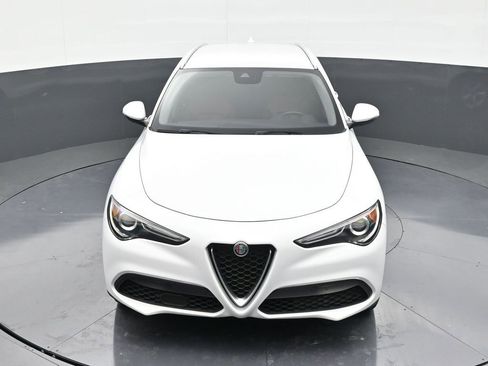 Used 2020 Alfa Romeo Stelvio image 19