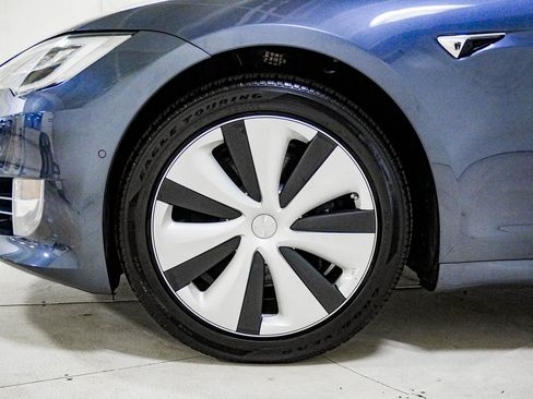 Used 2021 Tesla Model S Long Range Plus AWD/4WD image 15