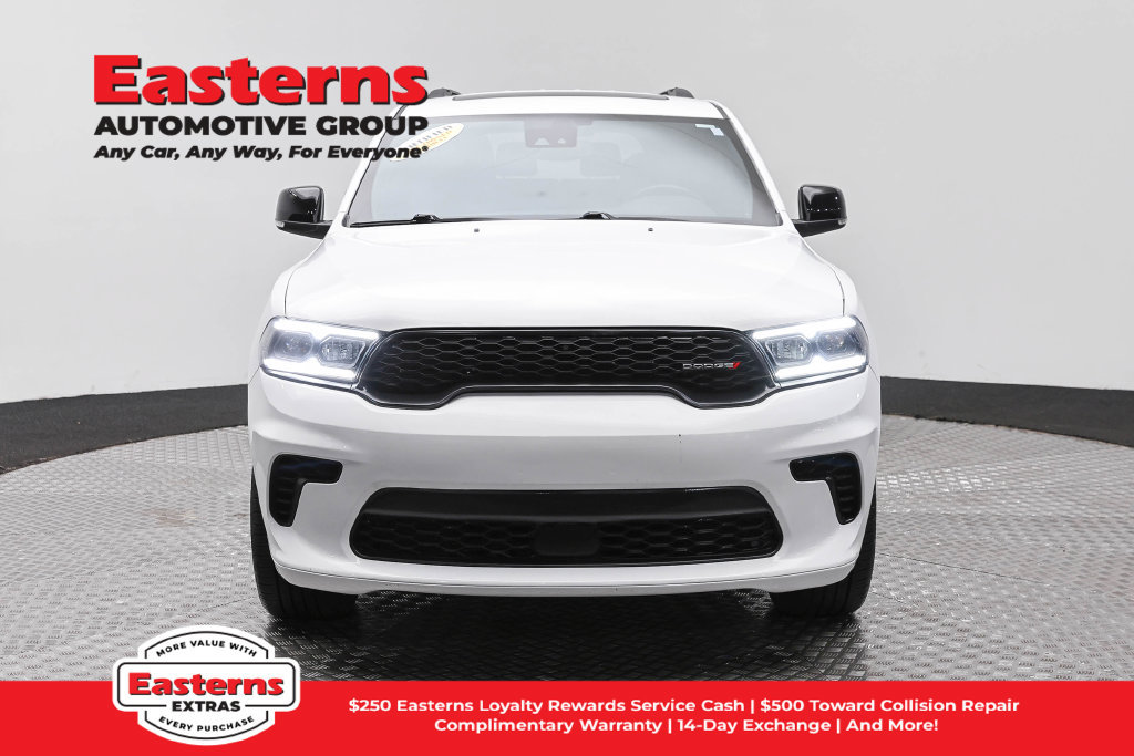 Used 2024 Dodge Durango GT AWD/4WD image 3