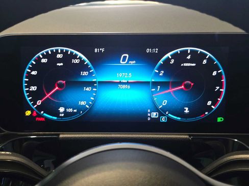 Used 2021 Mercedes-Benz GLA 250 4MATIC image 25