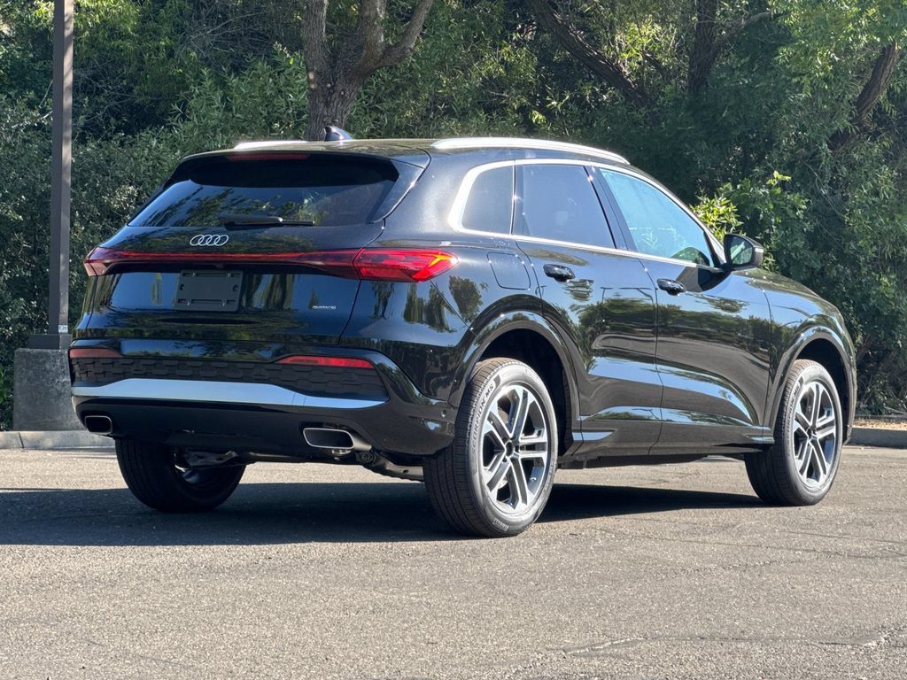 New 2026 Audi Q5 Premium AWD/4WD image 5
