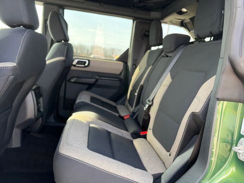 Used 2025 Ford Bronco Big Bend image 32