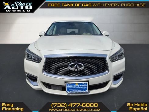 Used 2019 INFINITI QX60 Luxe w/ Essential Package AWD/4WD image 2