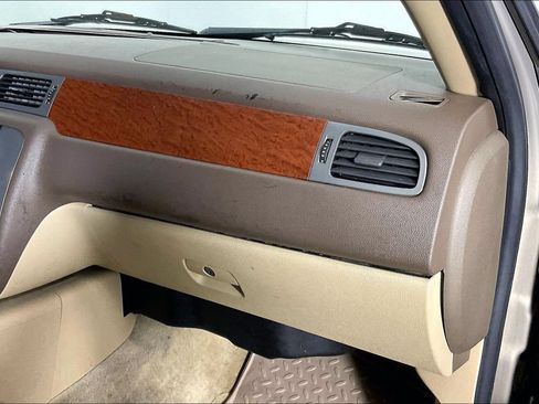Used 2008 GMC Yukon XL SLT RWD image 19