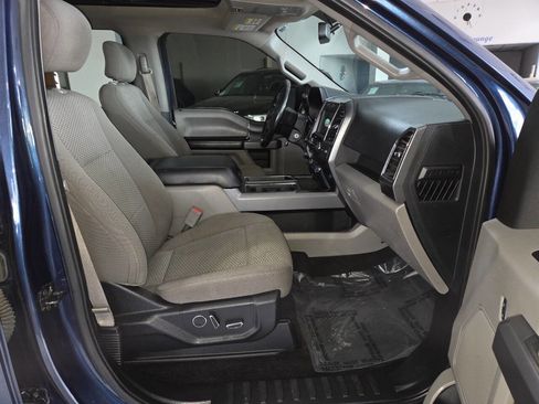 Used 2017 Ford F150 XLT w/ Equipment Group 302A Luxury image 31