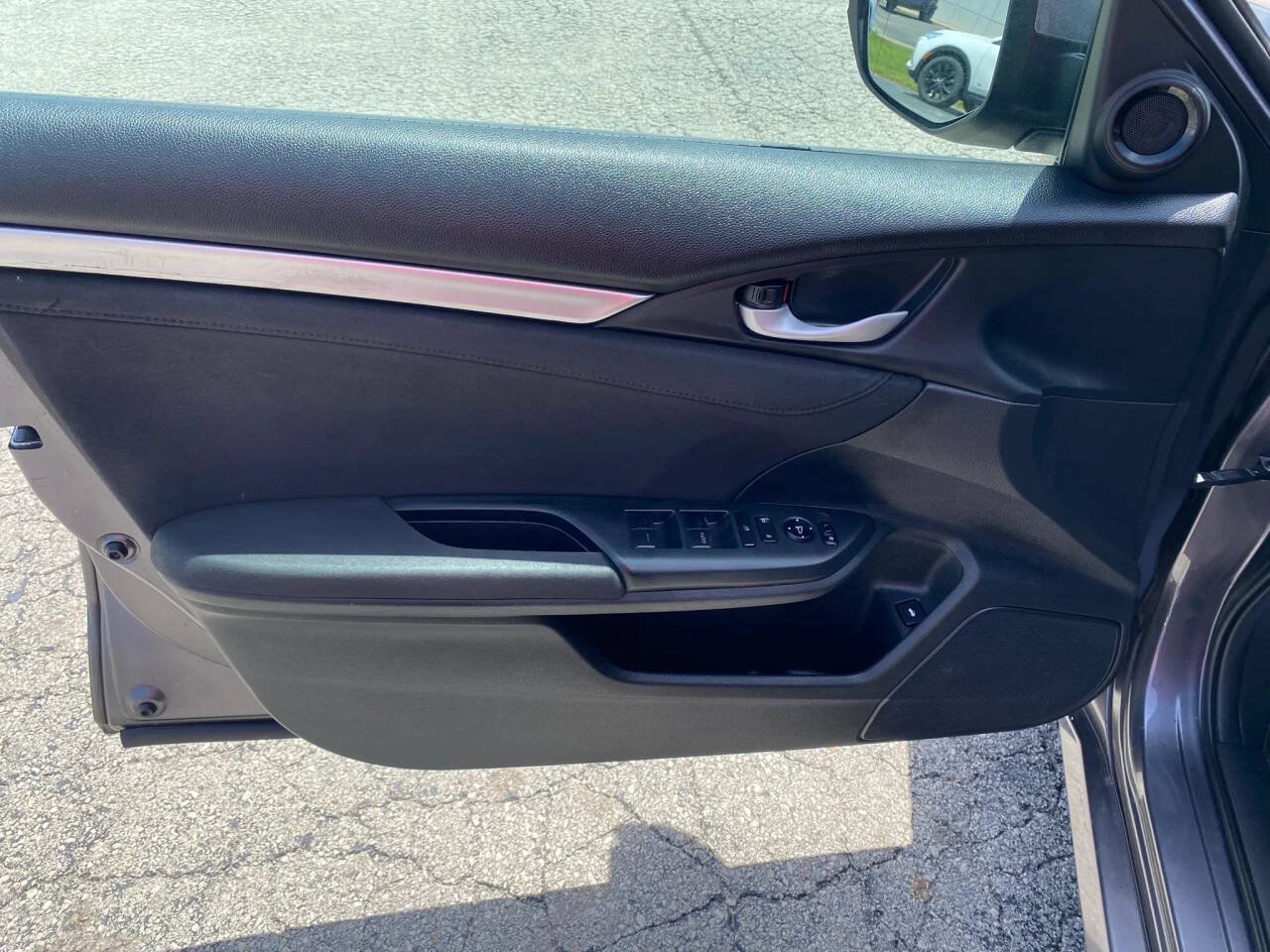 Used 2016 Honda Civic EX-T image 10