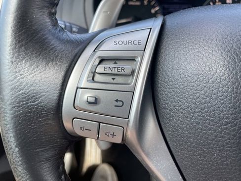 Used 2017 Nissan Altima 2.5 SR image 21