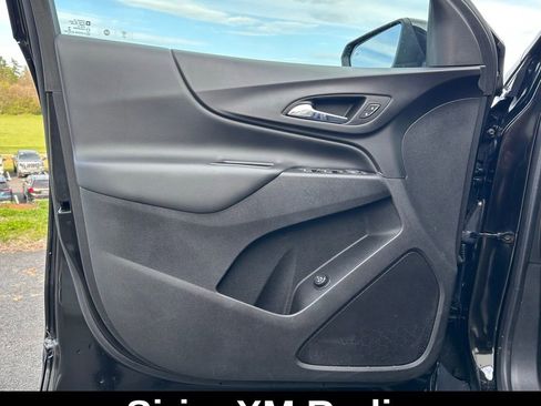 Used 2020 Chevrolet Equinox LT AWD/4WD image 17