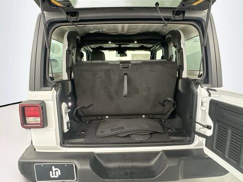 Used 2025 Jeep Wrangler Sport AWD/4WD image 25