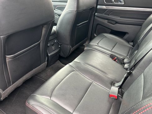 Used 2017 Ford Explorer Sport image 14