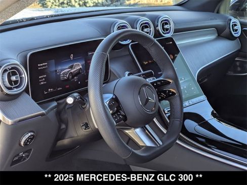 Certified 2025 Mercedes-Benz GLC 300 4MATIC image 12