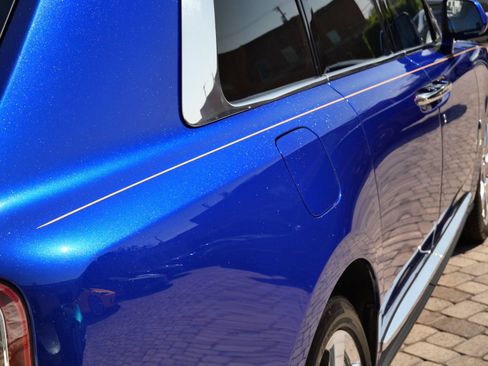 Used 2023 Rolls-Royce Cullinan w/ Cullinan Package AWD/4WD image 13