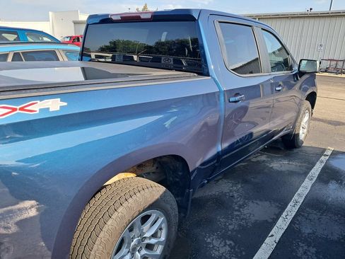 Used 2021 Chevrolet Silverado 1500 LT AWD/4WD image 7
