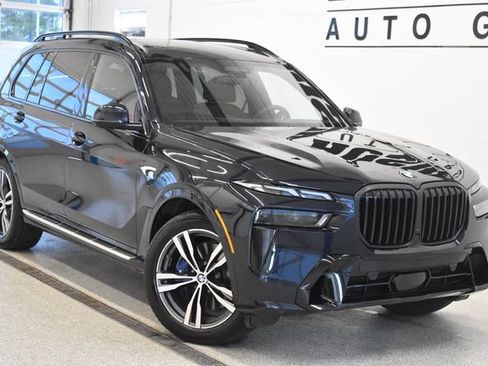 Used 2026 BMW X7 xDrive40i w/ M Sport Package AWD/4WD image 1