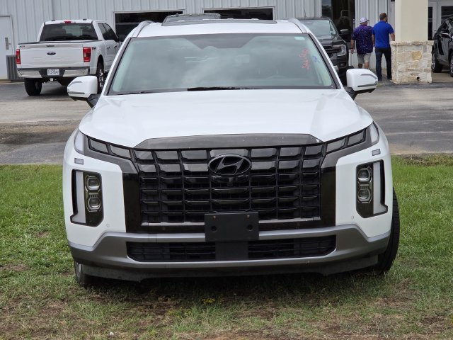 Used 2023 Hyundai Palisade Limited AWD/4WD image 2