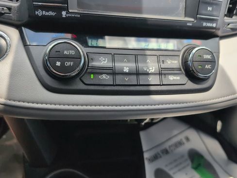 Used 2018 Toyota RAV4 Adventure FWD image 18