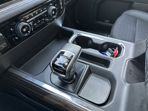 Used 2022 Chevrolet Silverado 1500 LT Trail Boss w/ Convenience Package II image 22