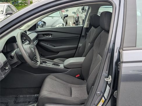 Used 2023 Honda Accord EX image 14