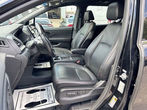 Used 2023 Honda Odyssey Sport image 17