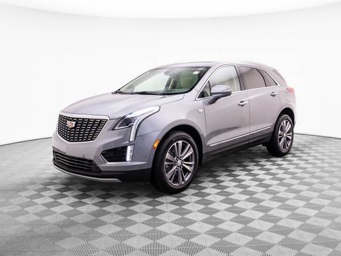 New 2026 Cadillac XT5 Premium Luxury w/ LPO, Floor Liner Package image 3