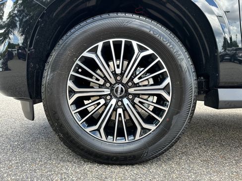 New 2025 Nissan Armada Platinum image 11