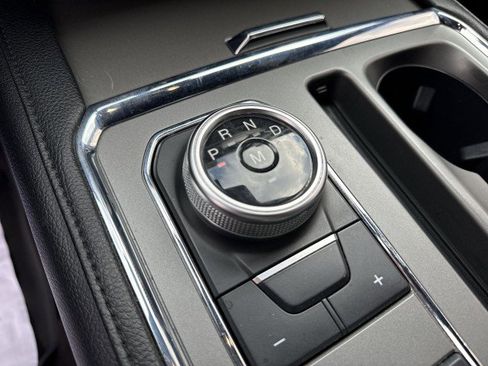 Used 2021 Ford Expedition Max XLT image 22