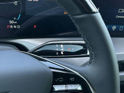 New 2026 Cadillac Vistiq Luxury image 15