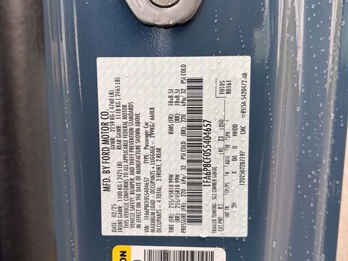 Used 2025 Ford Mustang GT RWD image 16