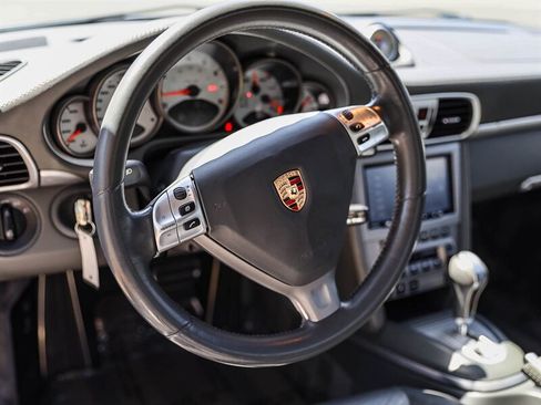 Used 2006 Porsche 911 Carrera S RWD image 19