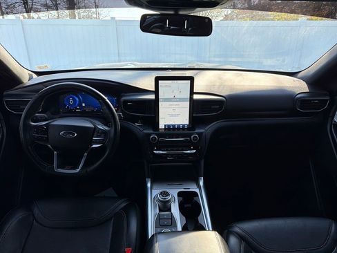 Used 2020 Ford Explorer ST w/ ST Street Pack image 23