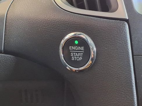Used 2020 Ford Edge SEL FWD image 24