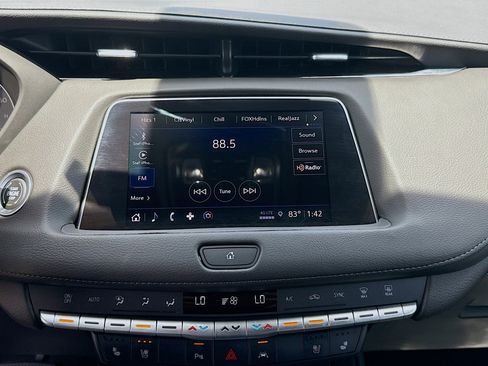 Used 2023 Cadillac XT4 Premium Luxury w/ Driver Assist Package FWD image 10