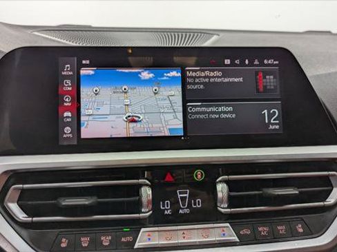 Used 2022 BMW M4 Competition w/ M Carbon Exterior Package RWD image 24