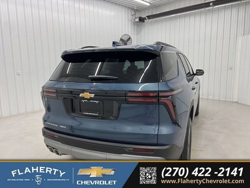 New 2026 Chevrolet Traverse LT AWD/4WD image 3
