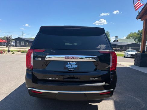 Used 2022 GMC Yukon XL SLT AWD/4WD image 5