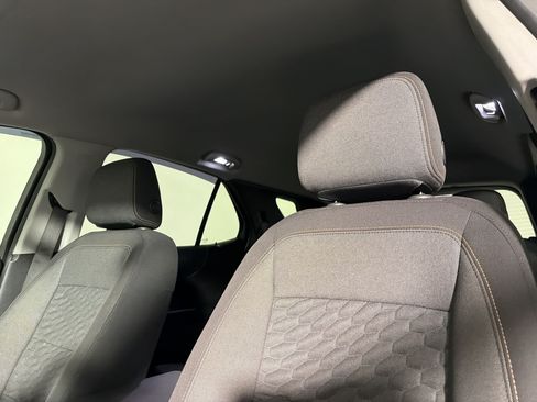 Used 2018 Chevrolet Equinox LT FWD image 23