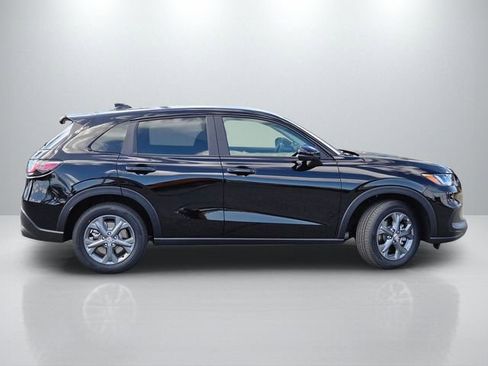 New 2027 Honda HR-V LX image 3